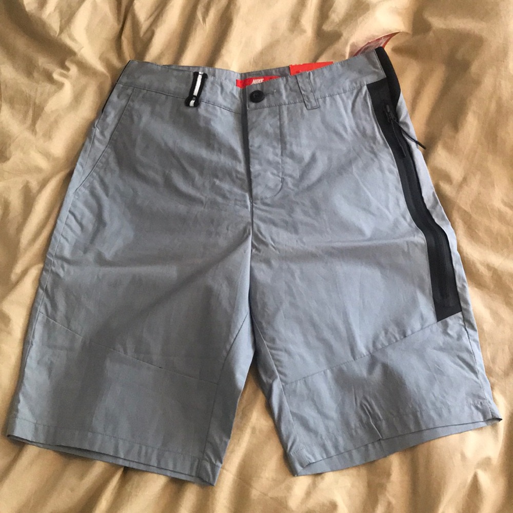 Nike Tapered Shorts